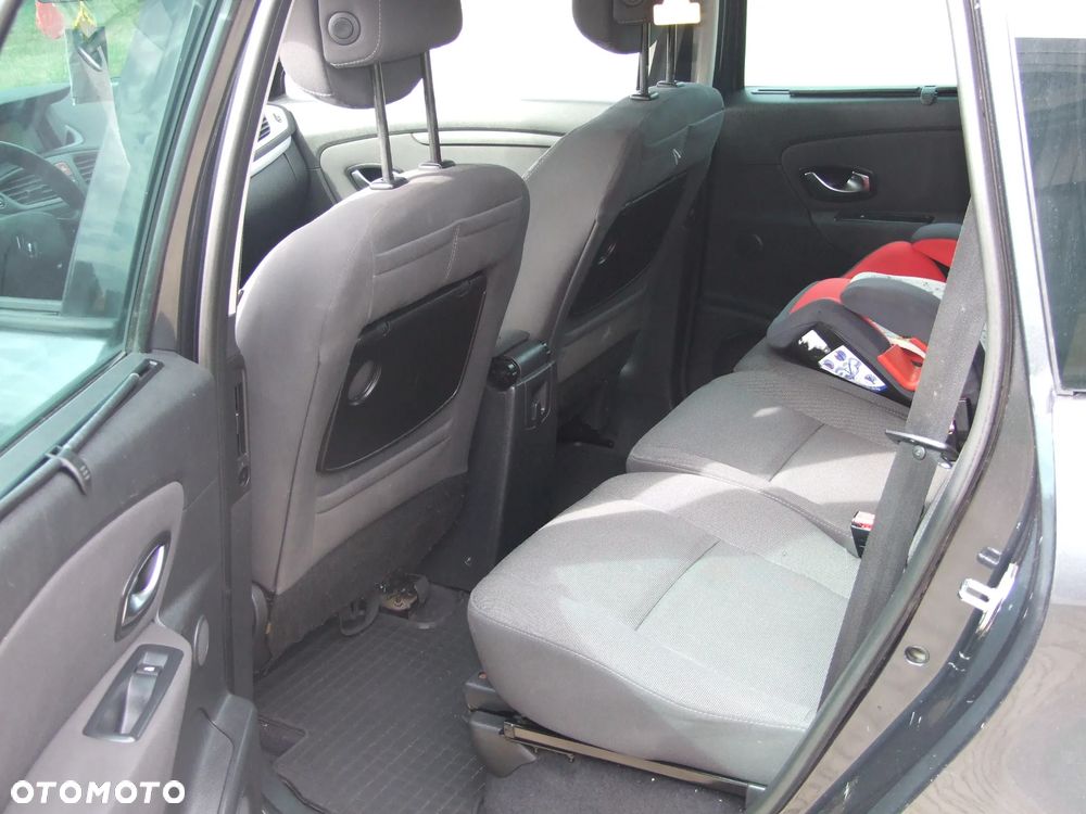 Renault Scenic 1.5 dCi Tech Run - 12