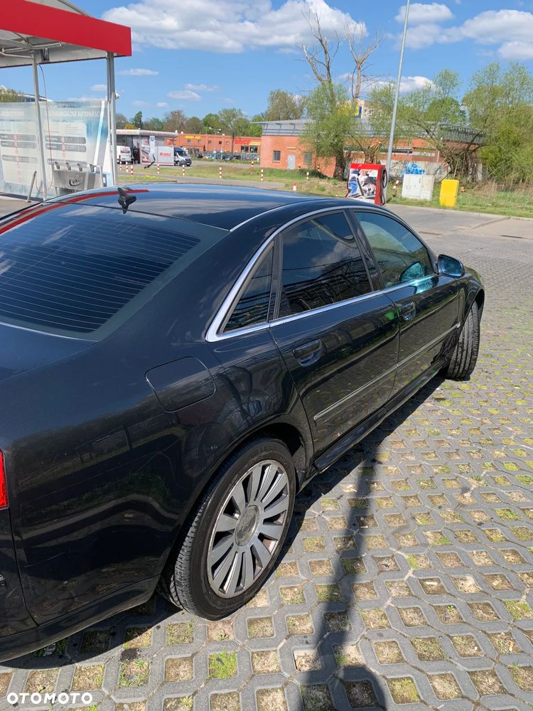Audi A8 3.7 Quattro - 4