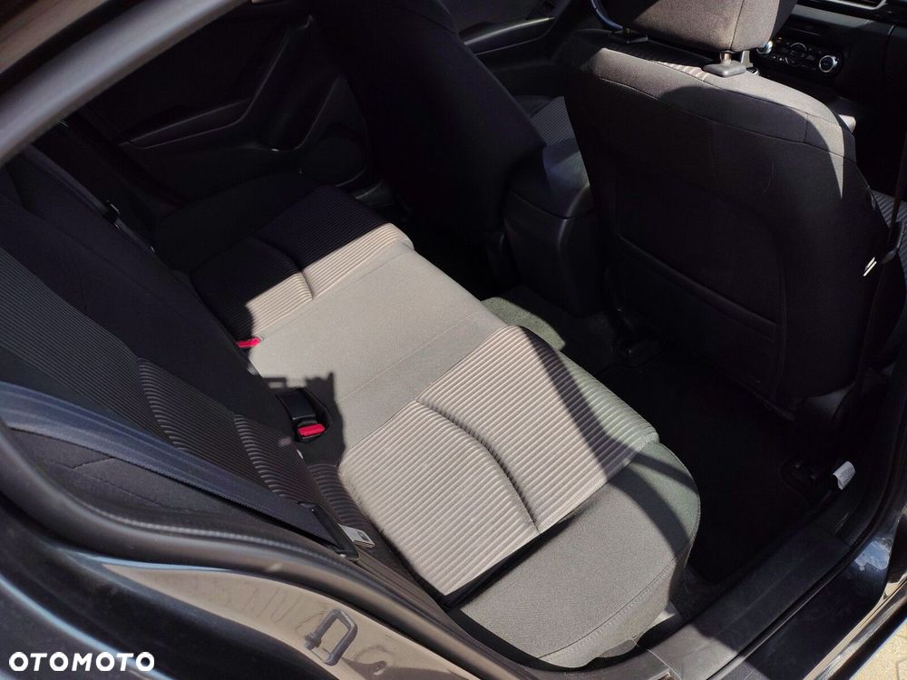 Mazda 3 1.5 Skymotion - 26
