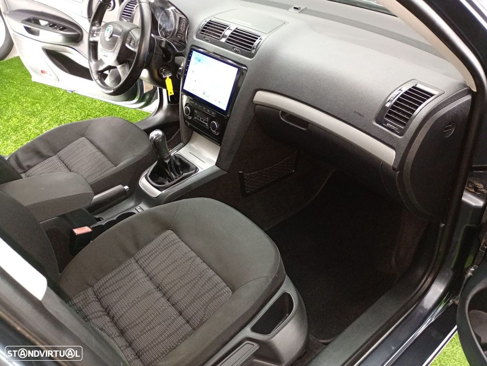 Skoda Octavia 1.9 TDI Sportline - 28