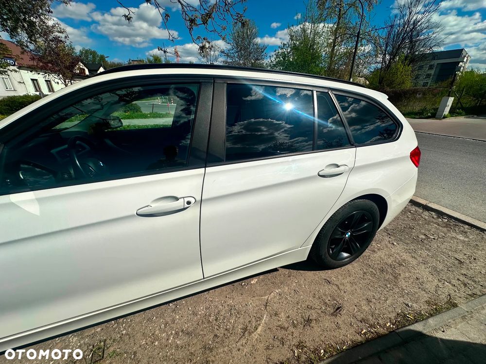 BMW Seria 3 320d - 8