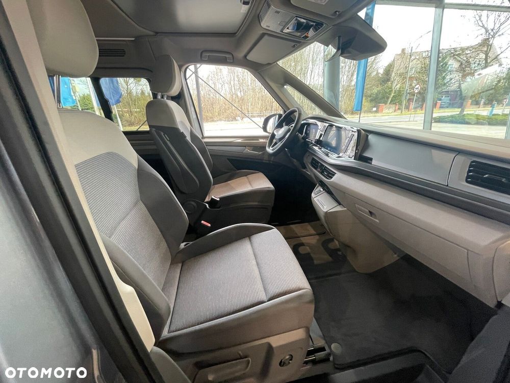 Volkswagen california Nowa California Beach silnik: 2,0 l TDI SCR 150 KM / skrzynia biegów: 7-biegowa DSG rozstaw osi: 3124 mm - 18