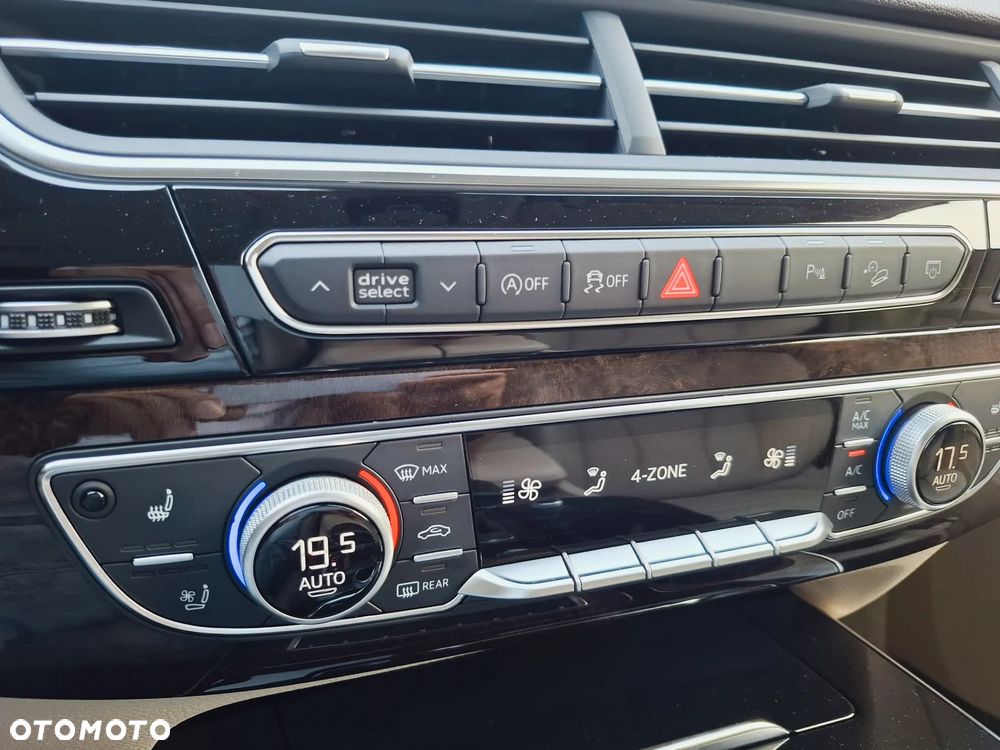 Audi Q7 3.0 TFSI Quattro Tiptronic - 36