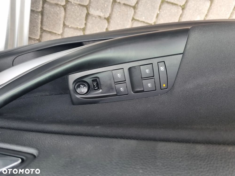 Opel Astra 1.6 D (CDTI) Start/Stop Business - 28