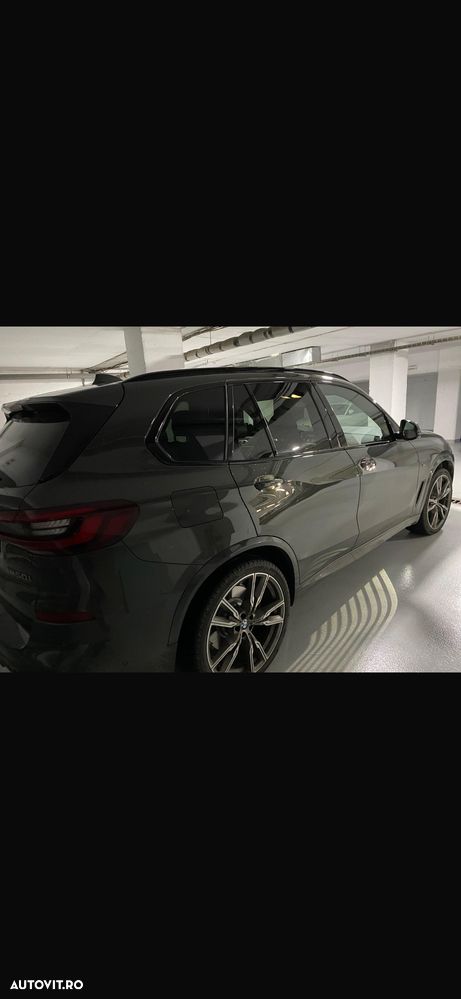 BMW X5 M M50i - 16