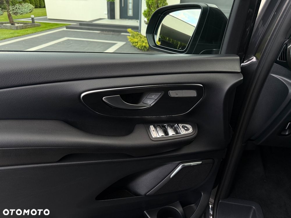 Mercedes-Benz Klasa V 250 d lang 4Matic 9G-TRONIC Avantgarde - 18