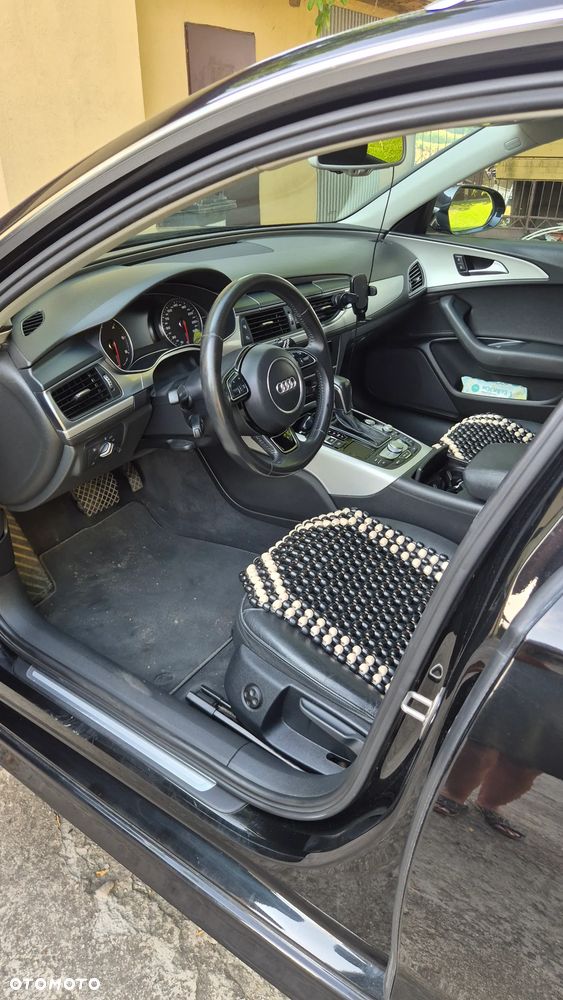 Audi A6 Avant 2.0 TDI Ultra S tronic - 9