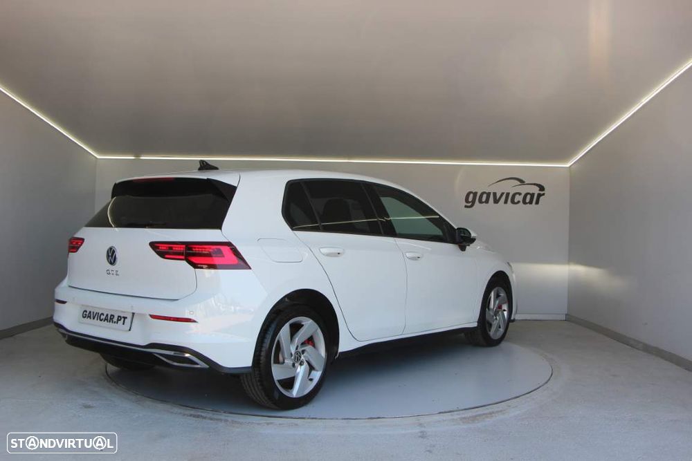 VW Golf 1.4 TSI GTE DSG - 26