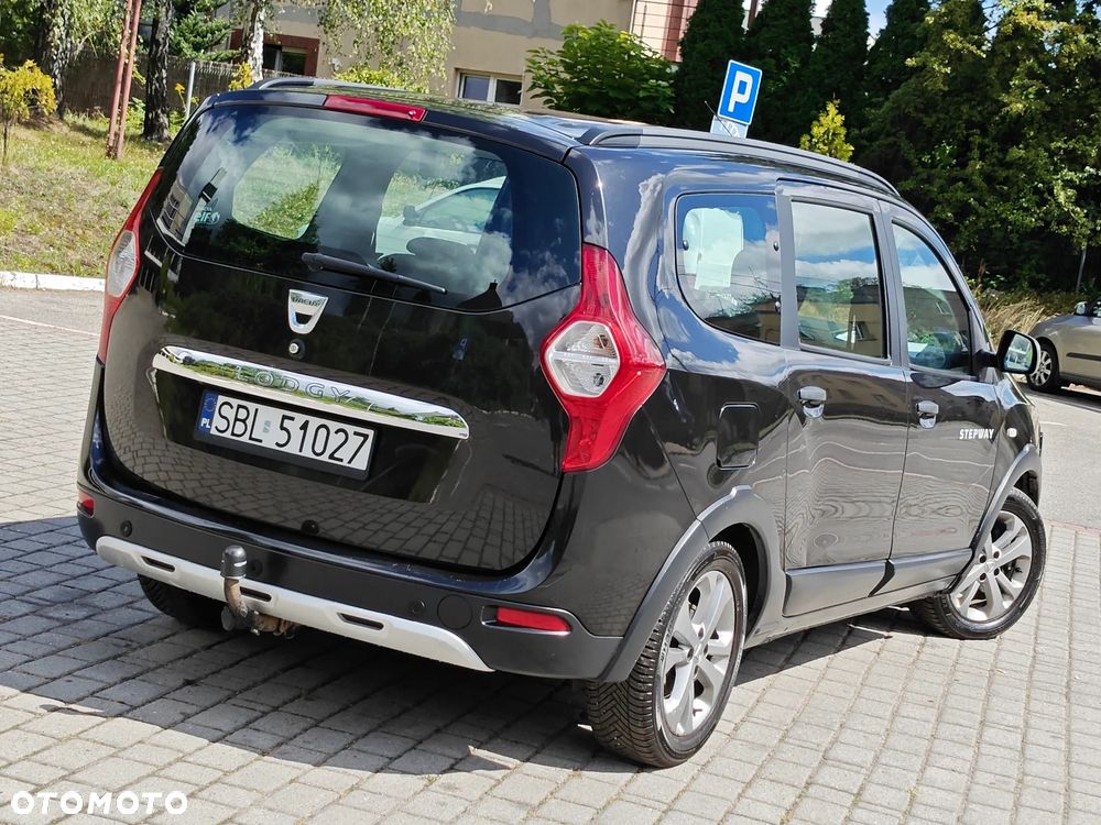 Dacia Lodgy TCe 115 Stepway - 4