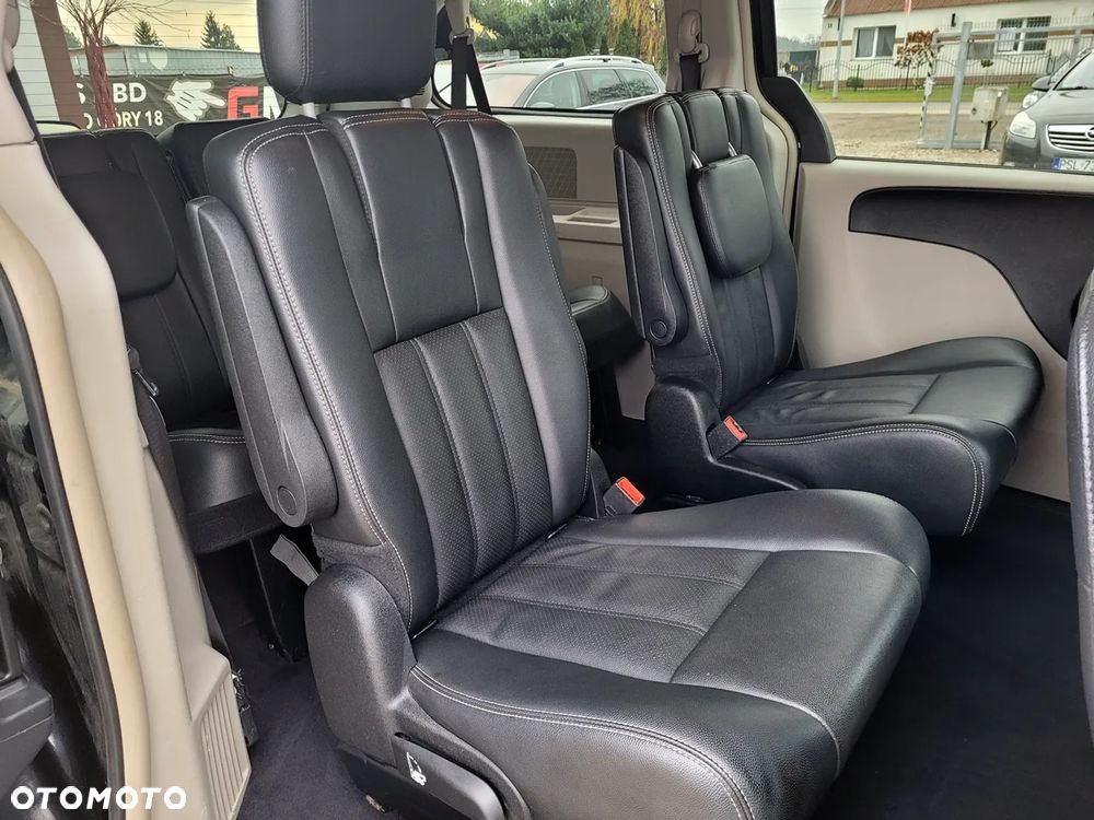 Lancia Voyager 2.8 CRD16v Gold - 25