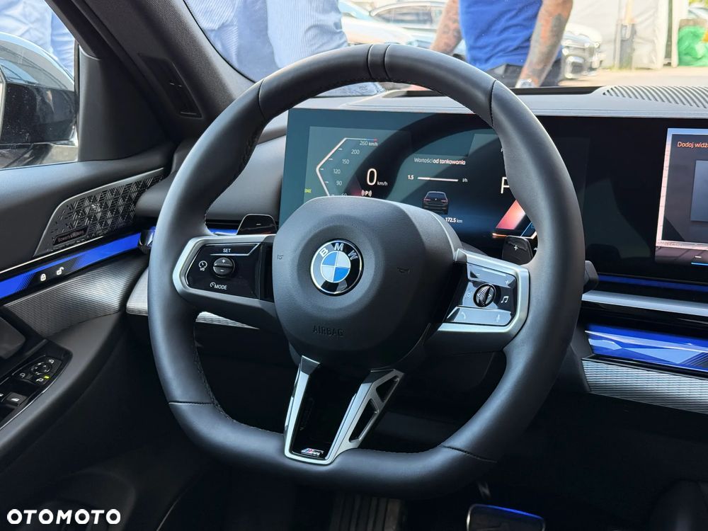 BMW Seria 5 520i - 19