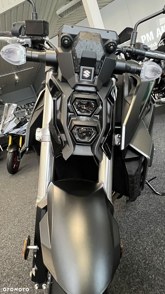 Suzuki GSX - 5