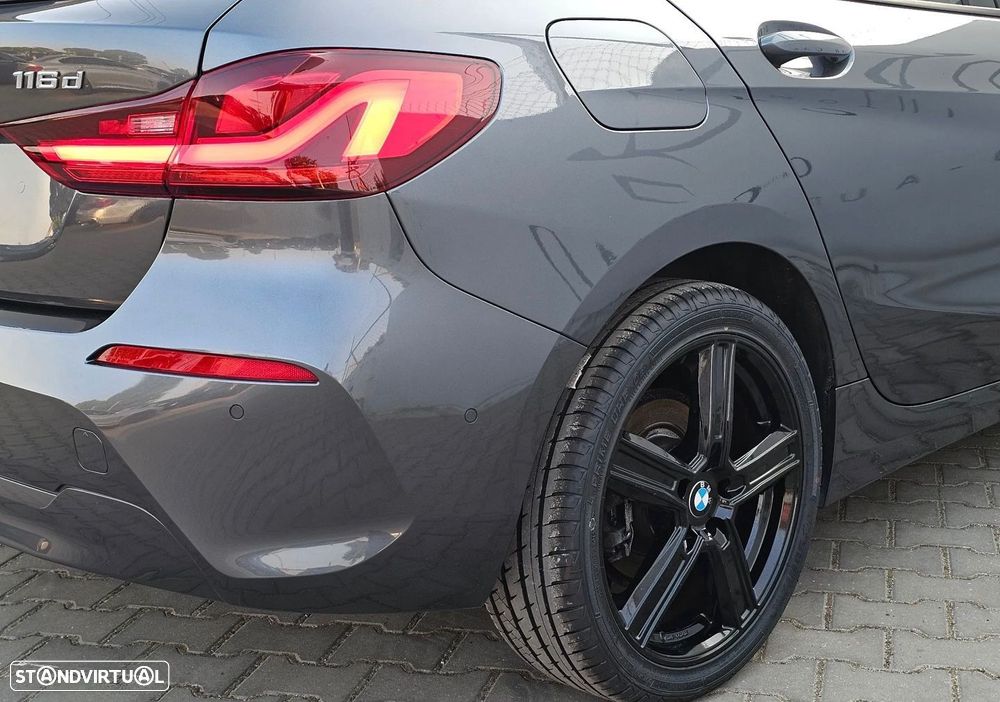BMW 116 d Aut. Advantage - 4