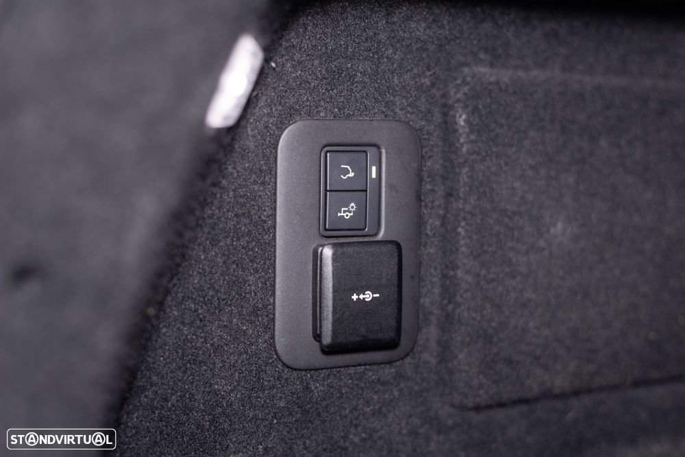 Land Rover Range Rover Evoque 1.5 P300e AWD Auto - 8