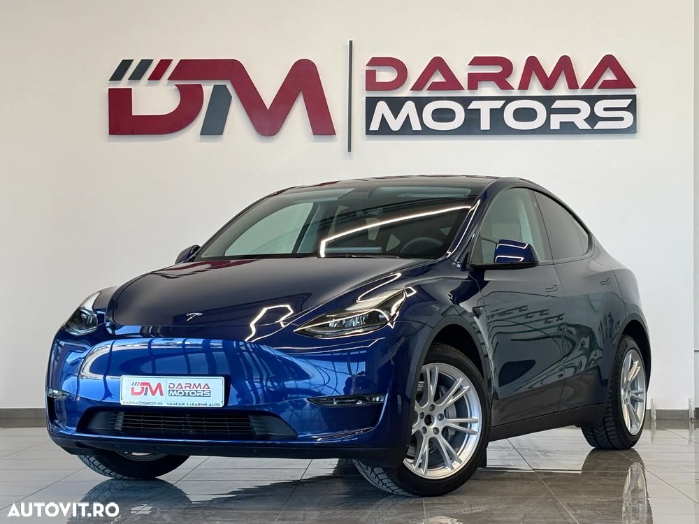 Tesla Model Y - 2