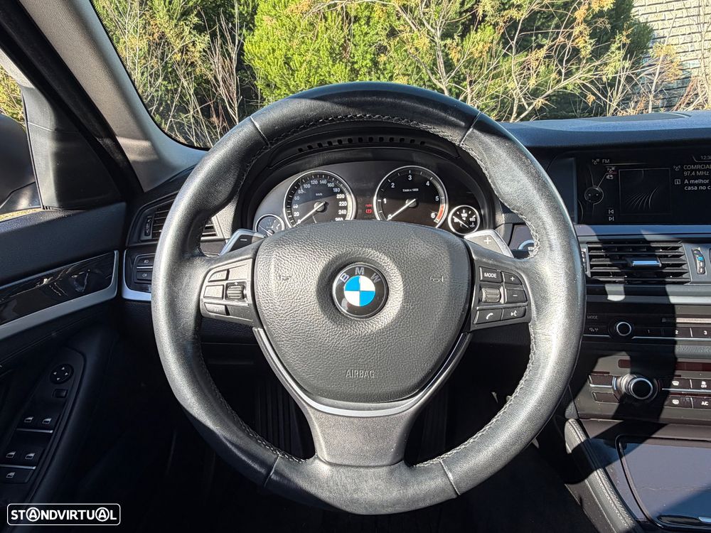 BMW 520 d Pack M Auto - 12