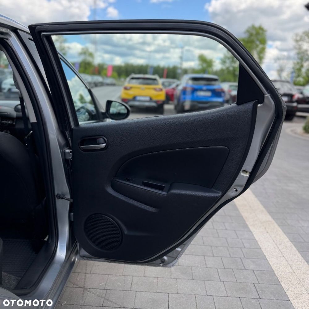 Mazda 2 - 32