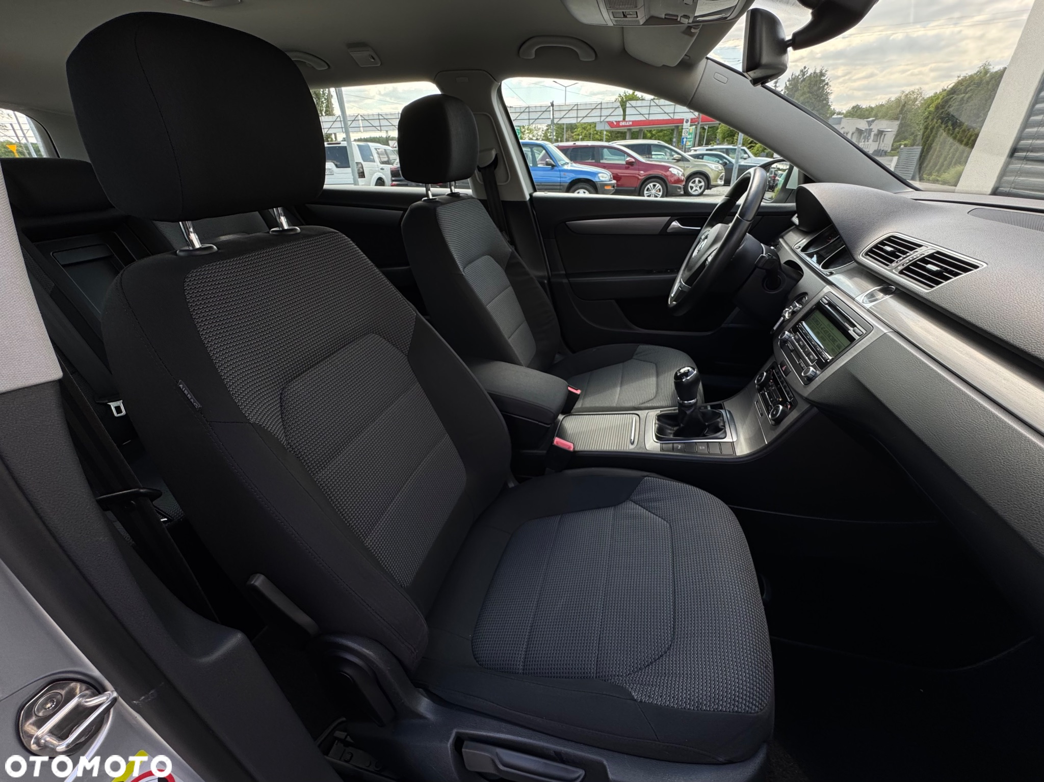 Volkswagen Passat 2.0 TDI Comfortline - 26