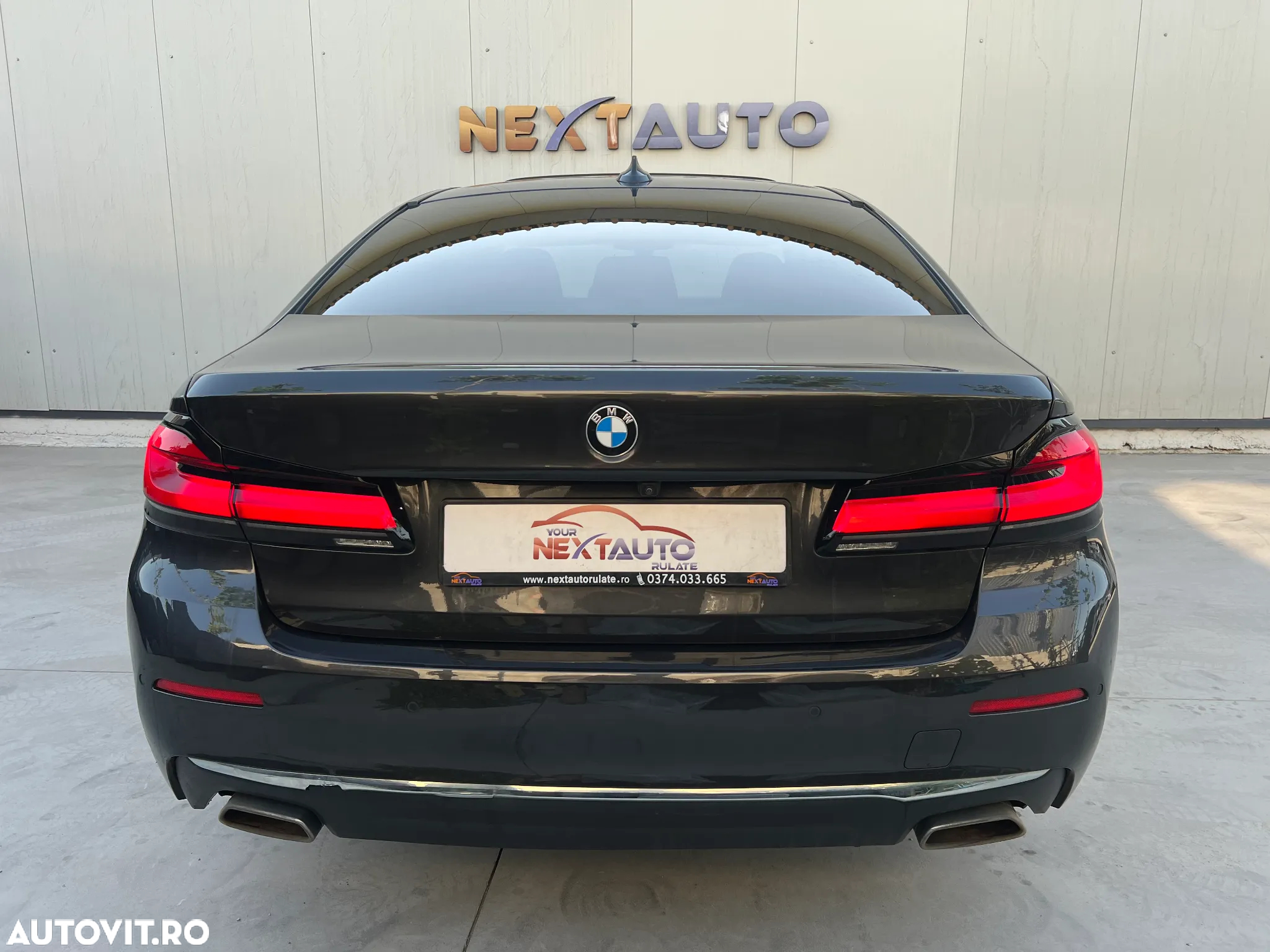 BMW Seria 5 530d xDrive AT MHEV - 30