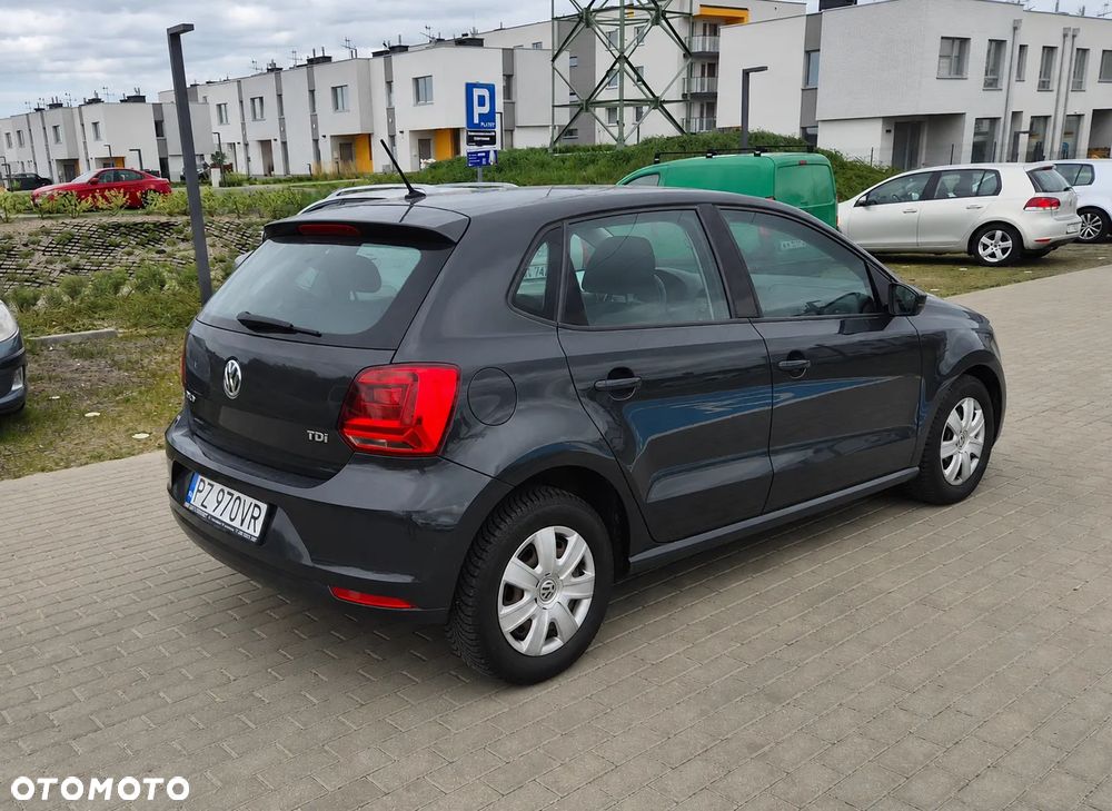 Volkswagen Polo - 2