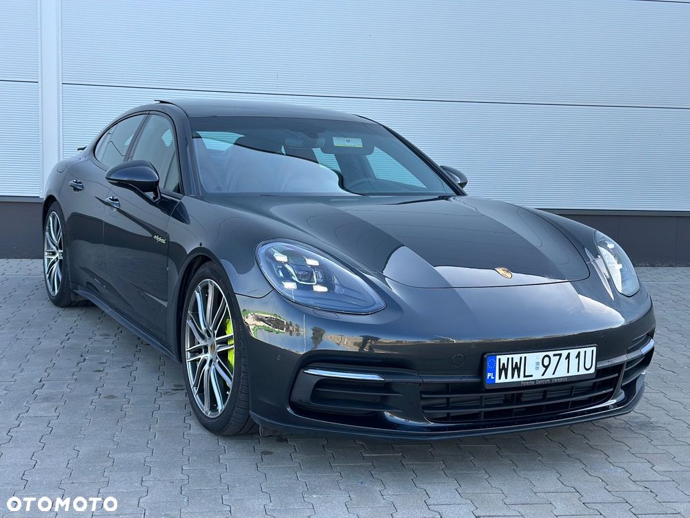 Porsche Panamera 4 E-Hybrid Platinum Edition - 29