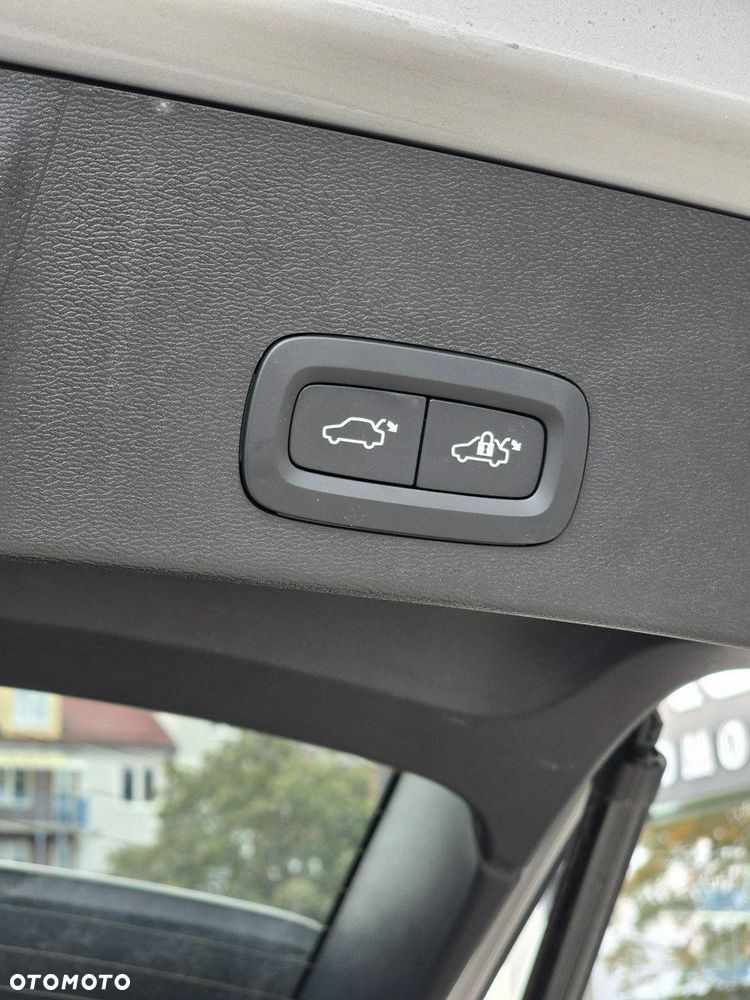 Volvo XC 40 - 27