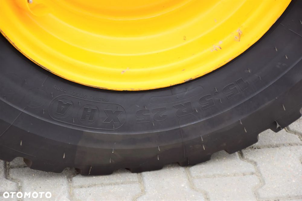 JCB 541-70 - 4