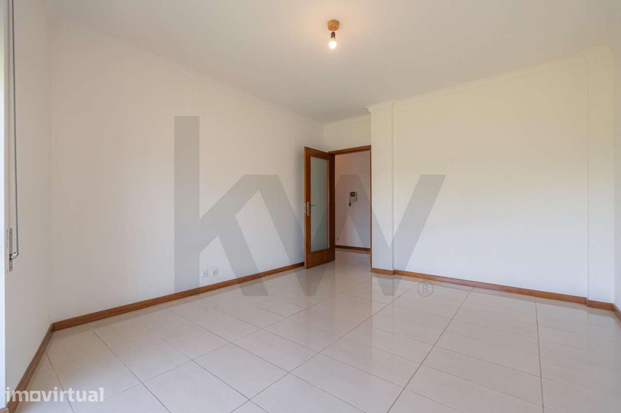 Apartamento T1 com Lugar de Estacionamento, Alfarelos - Grande imagem: 5/21