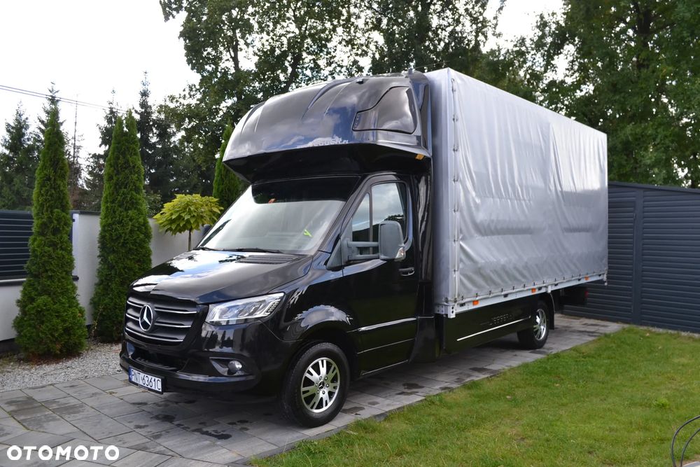 Mercedes-Benz Sprinter - 1
