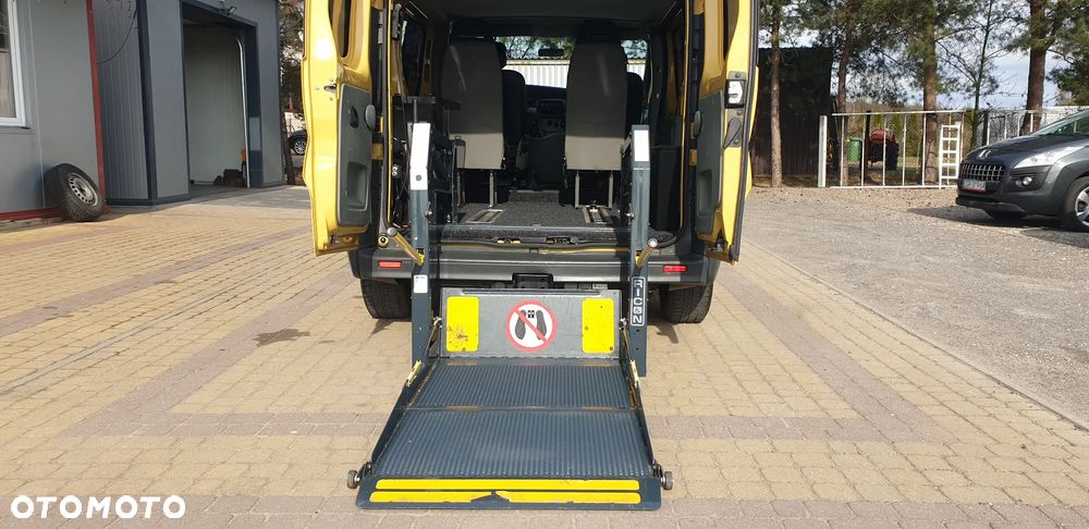 Renault Trafic - 11