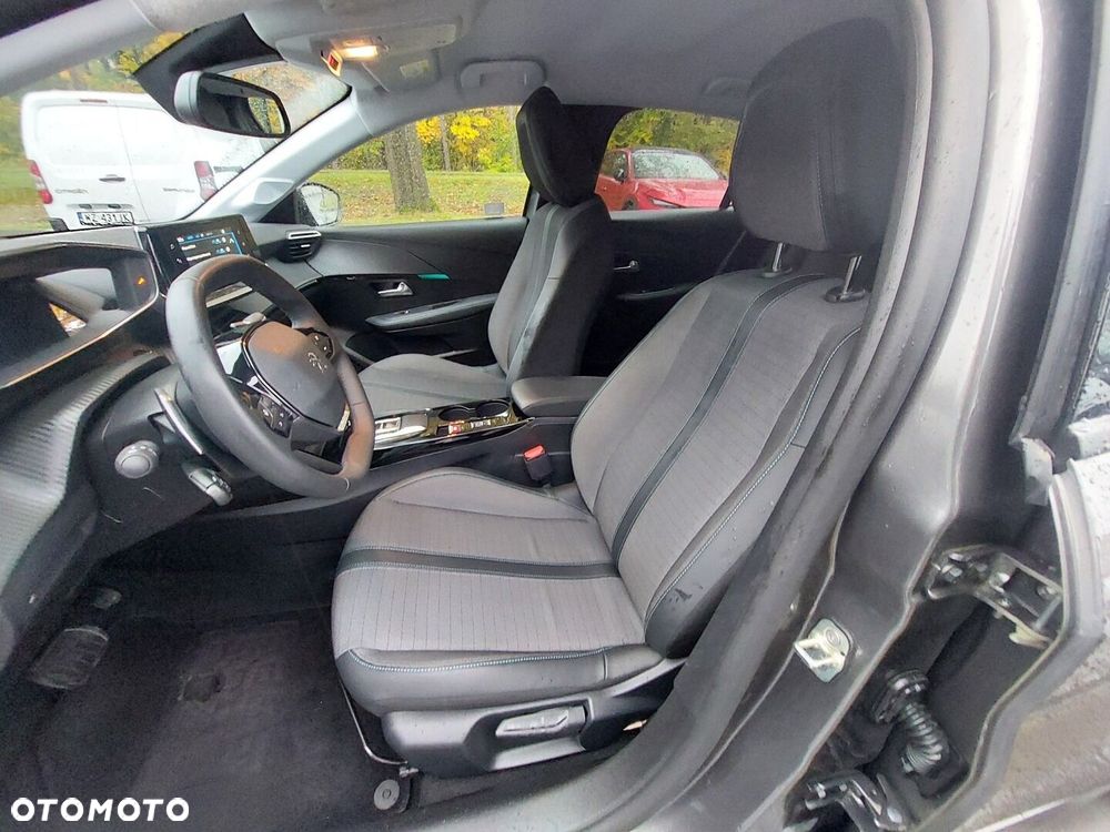 Peugeot 208 1.2 PureTech Allure S&S EAT8 - 12