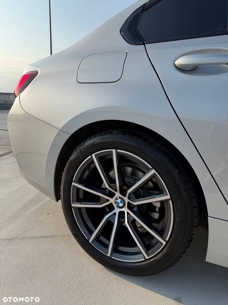 BMW Seria 3 320i GPF xDrive Sport Line Shadow - 5