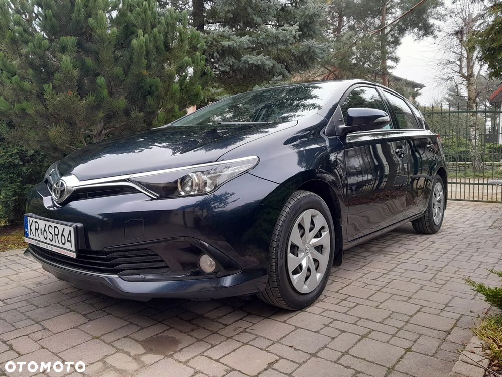 Toyota Auris 1.6 Premium - 1