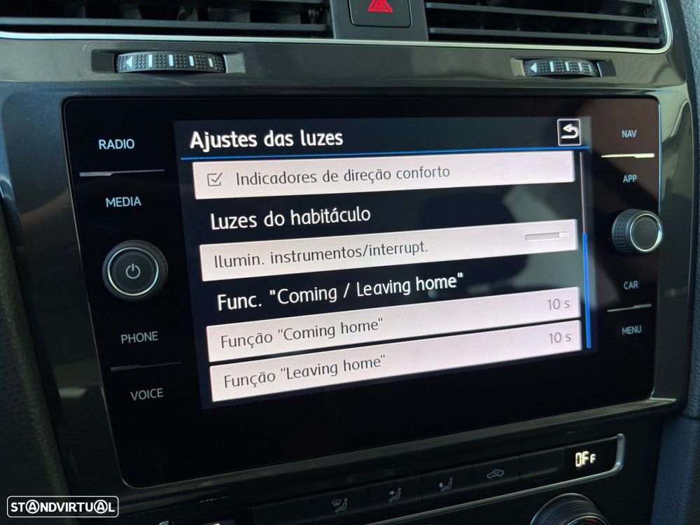 VW Golf Variant 1.6 TDi Confortline - 35