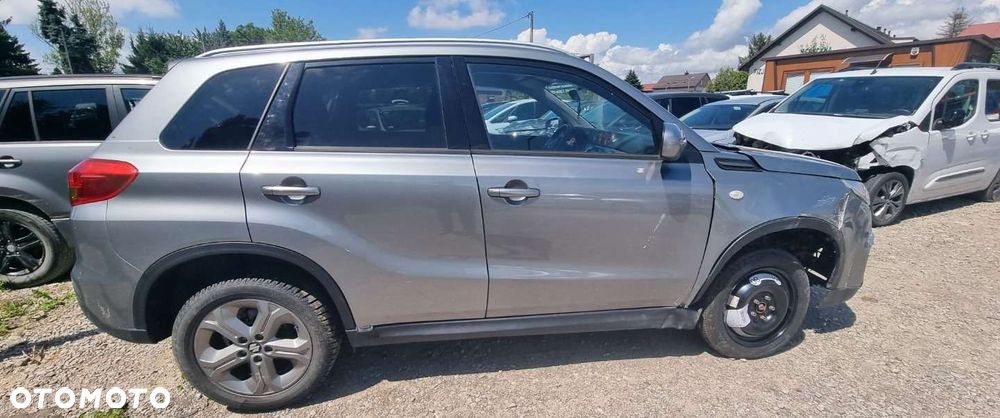 Suzuki Vitara - 16