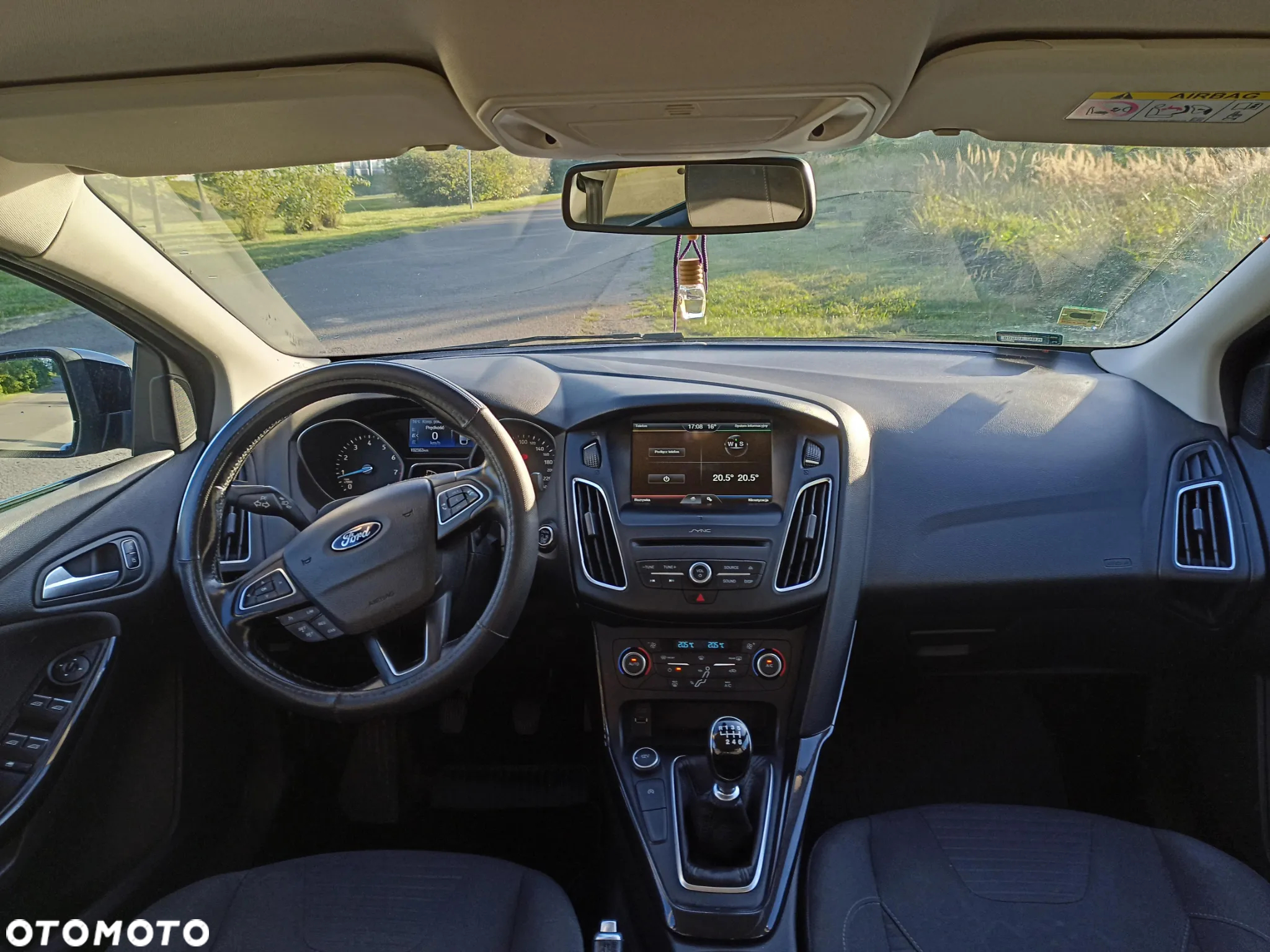 Ford Focus - 11
