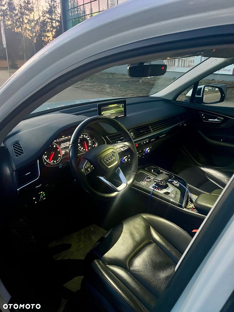 Audi Q7 - 6