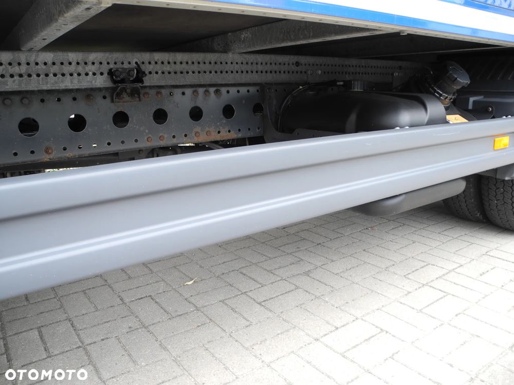 Mercedes-Benz ATEGO - 8