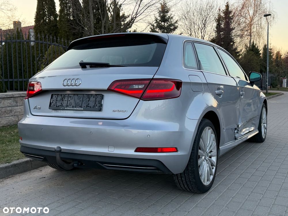 Audi A3 Sportback 1.4 TFSI e-tron S line Sportpaket - 8