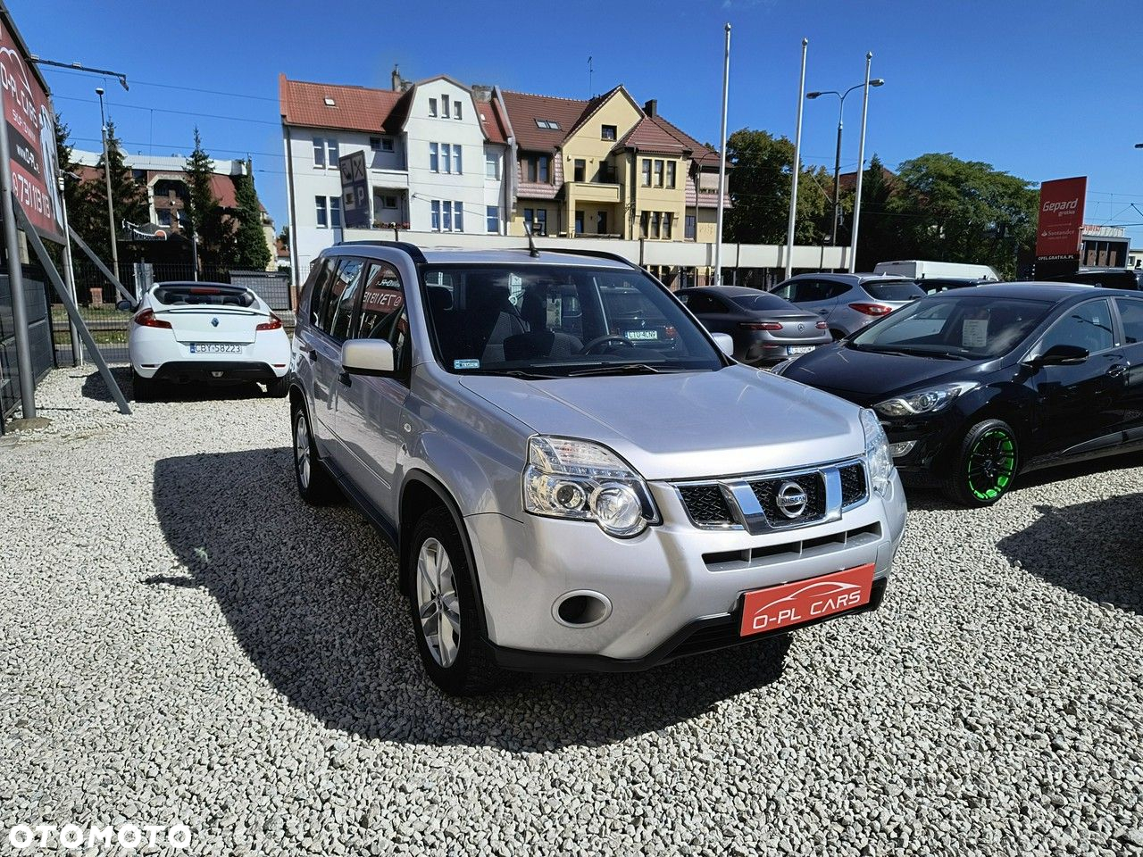 Nissan X-Trail - 4
