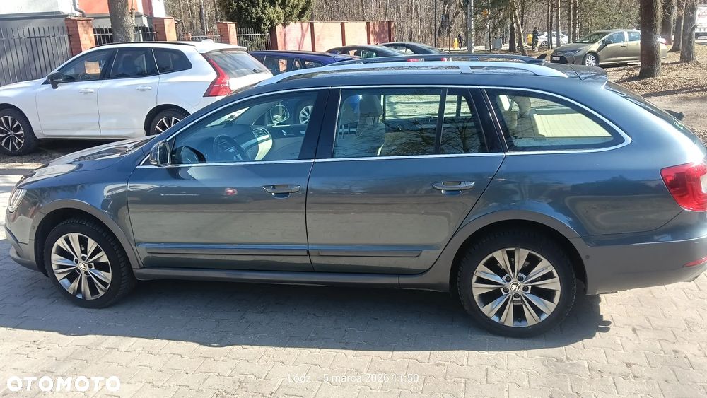 Skoda Superb 2.0 TDI 4x4 Active DSG - 6