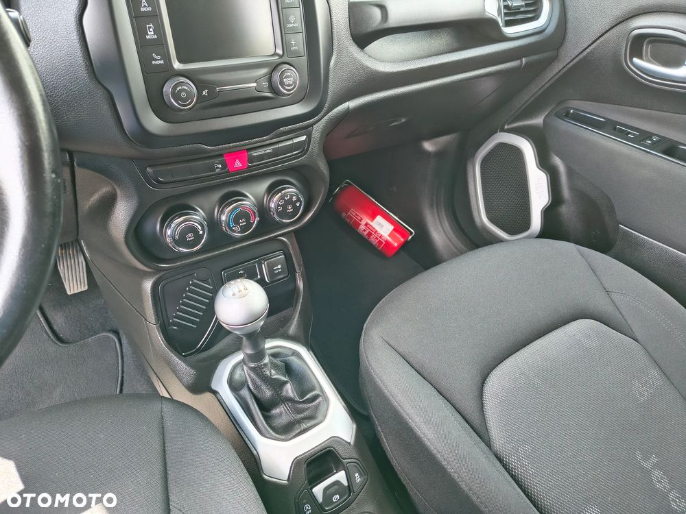 Jeep Renegade 1.6 E-TorQ Longitude - 25