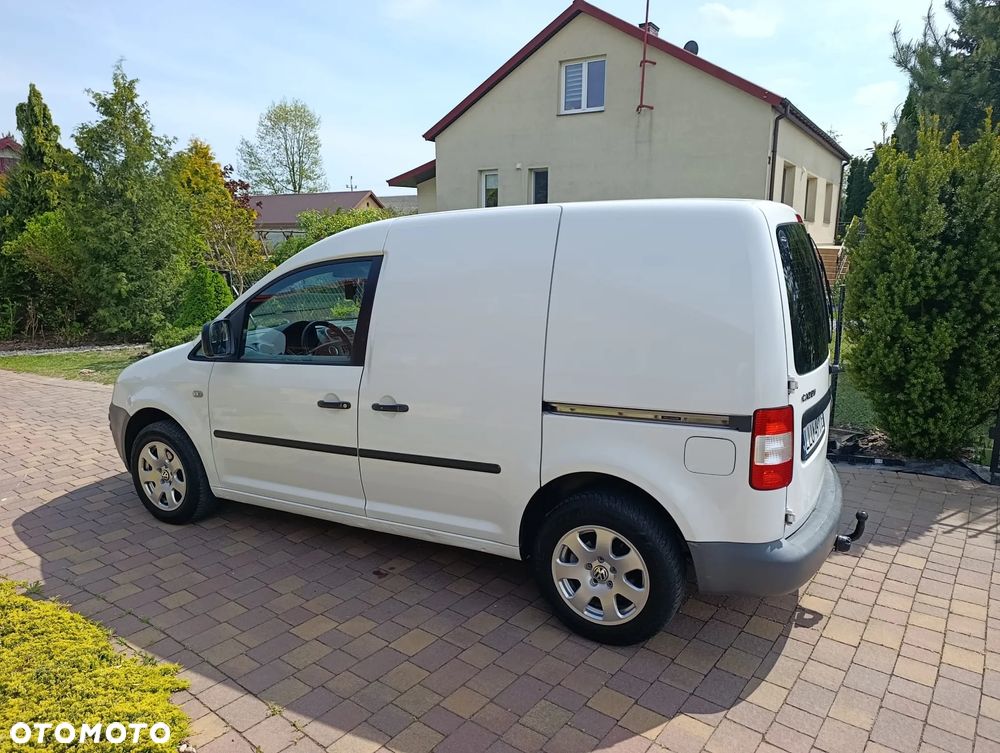 Volkswagen Caddy - 9