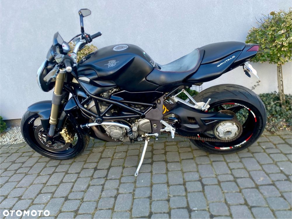 MV AGUSTA Brutale - 5