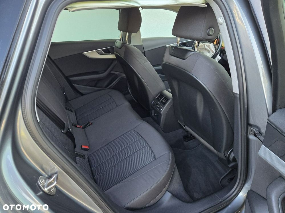 Audi A4 Avant - 12