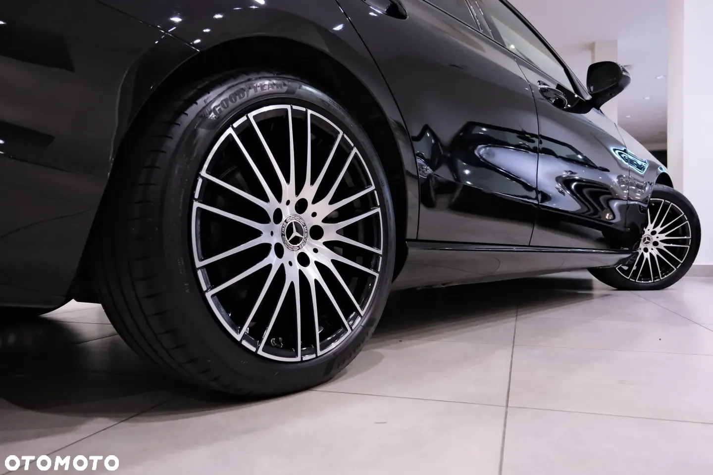 Mercedes-Benz Klasa C 220 d mHEV Avantgarde - 16