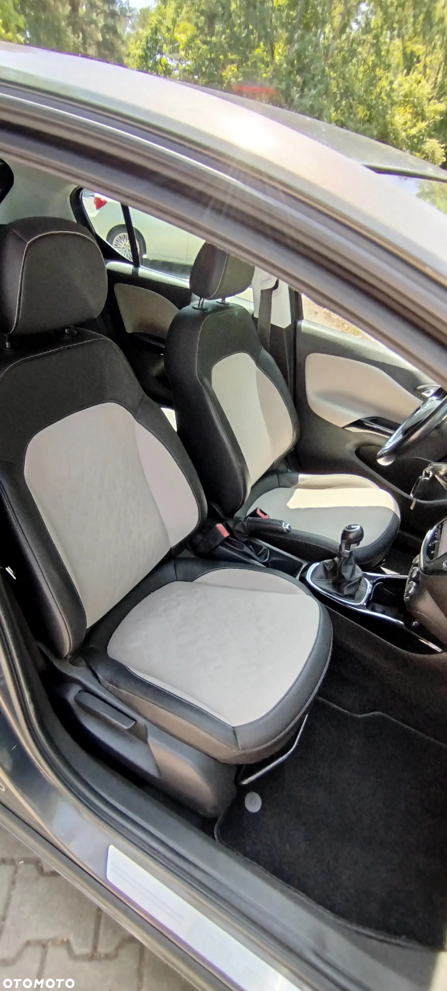 Opel Corsa 1.4 T Cosmo S&S - 8