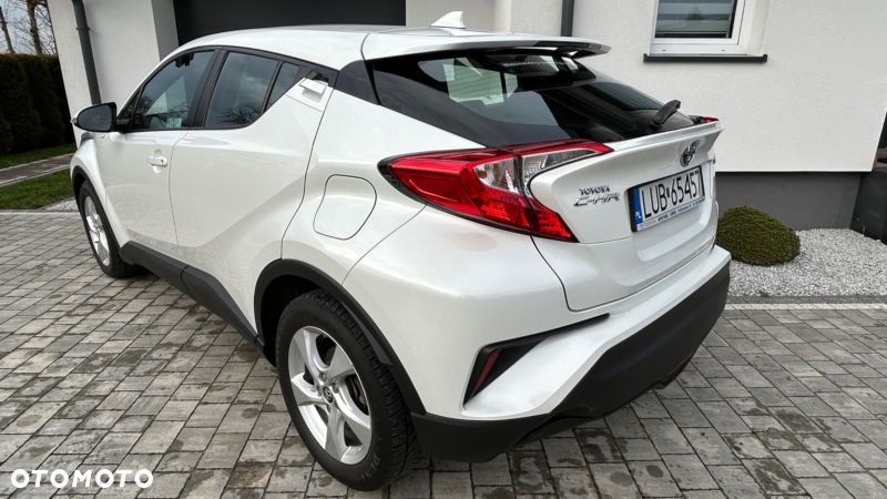 Toyota C-HR - 4