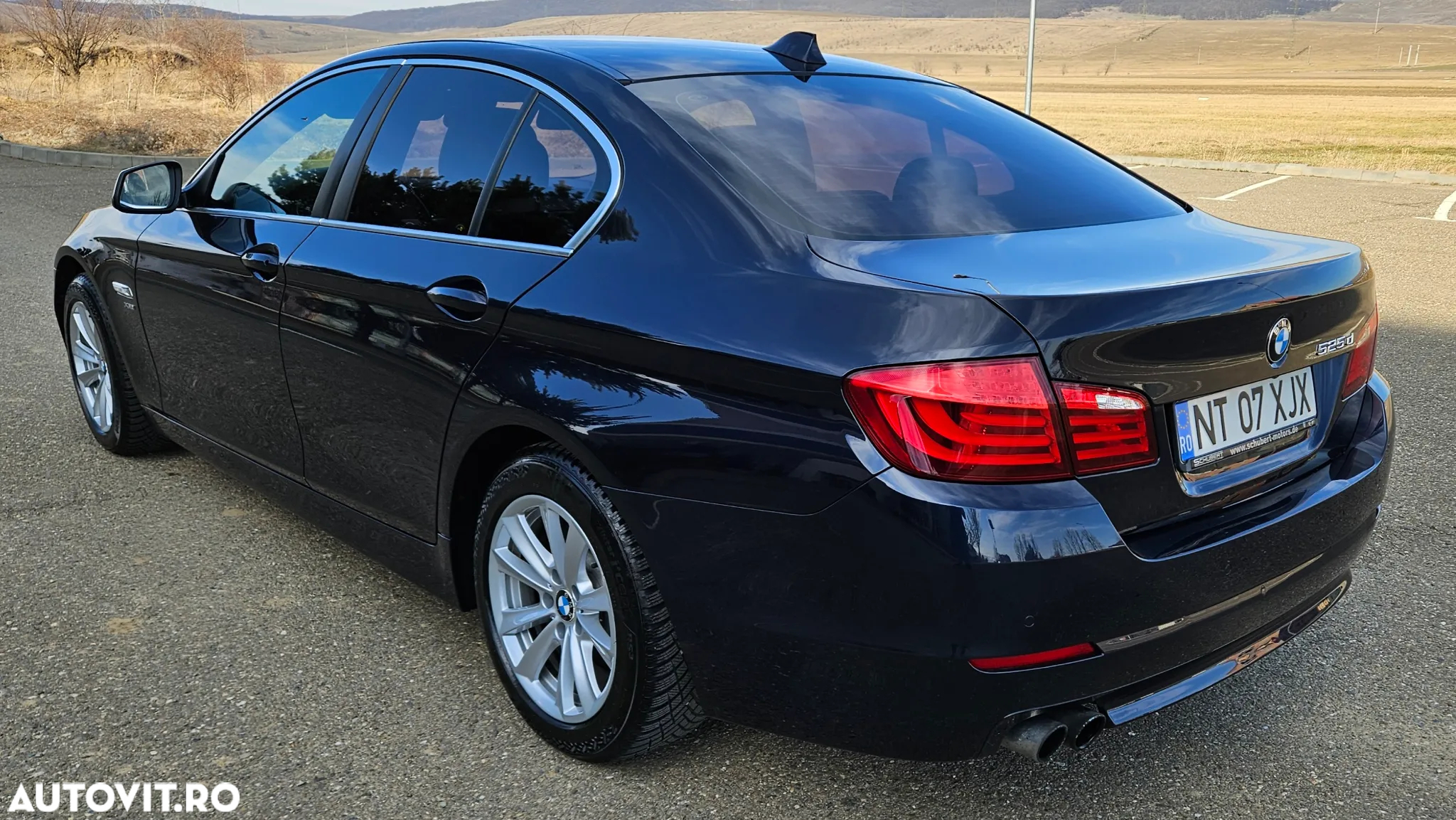 BMW Seria 5 525d xDrive - 3