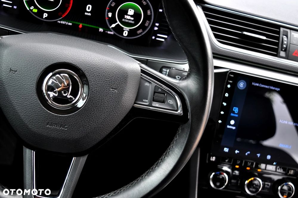 Skoda Superb 2.0 TDI DSG Premium Edition - 34